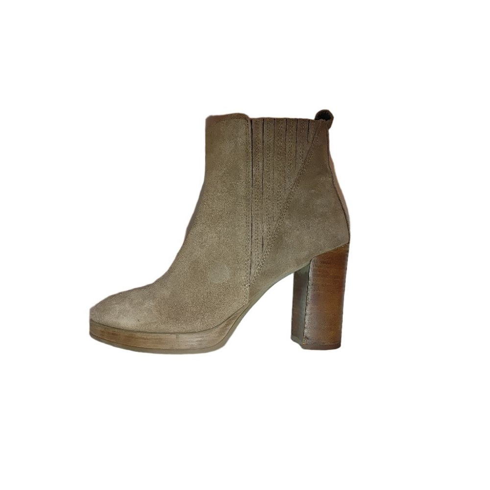 ALDO Suede Chelsea Heeled Ankle Boot Size 8.5